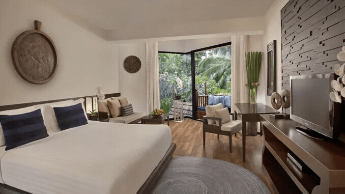 Deluxe Garden View Room